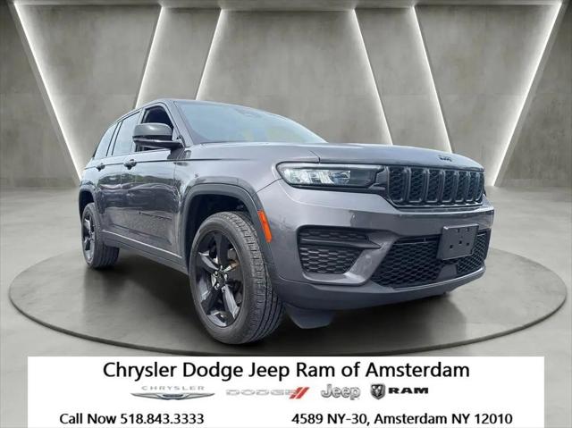 2023 Jeep Grand Cherokee Altitude 4x4 for sale in Amsterdam, NY