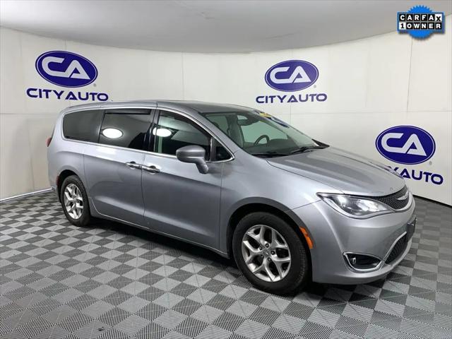 2020 Chrysler Pacifica Touring for sale in Memphis, TN