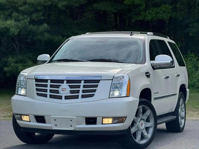 2014 Cadillac Escalade Luxury for sale in Raynham, MA