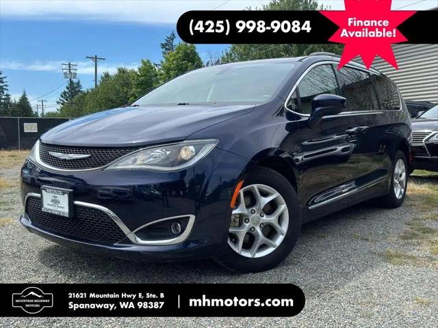 2017 Chrysler Pacifica Touring-L for sale in Spanaway, WA