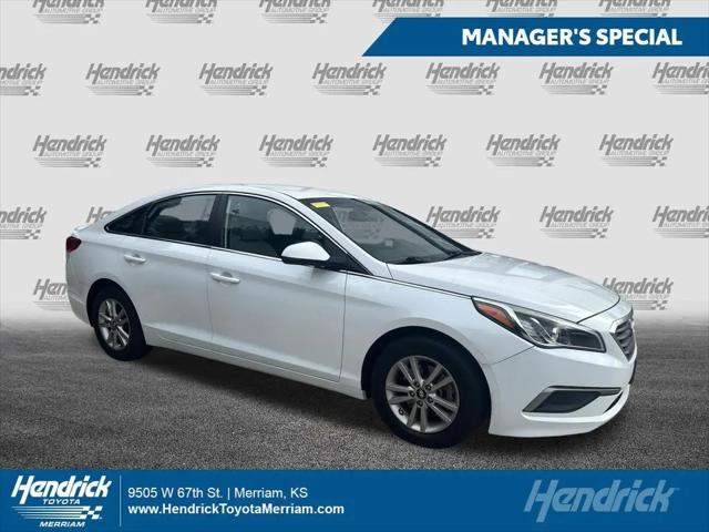 2017 Hyundai Sonata SE for sale in Merriam, KS