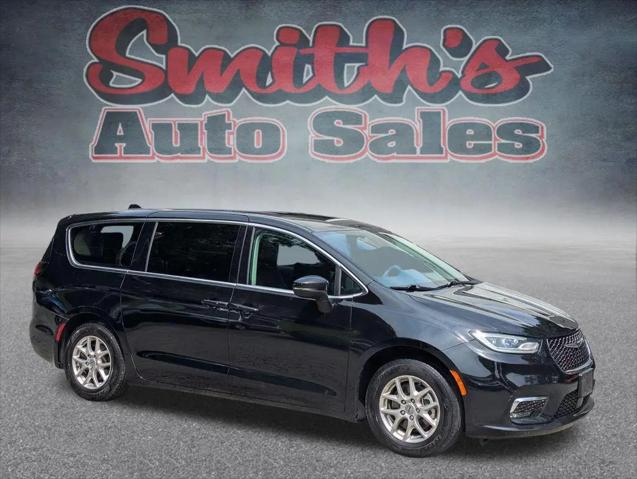 2024 Chrysler Pacifica Touring L for sale in Rimersburg, PA