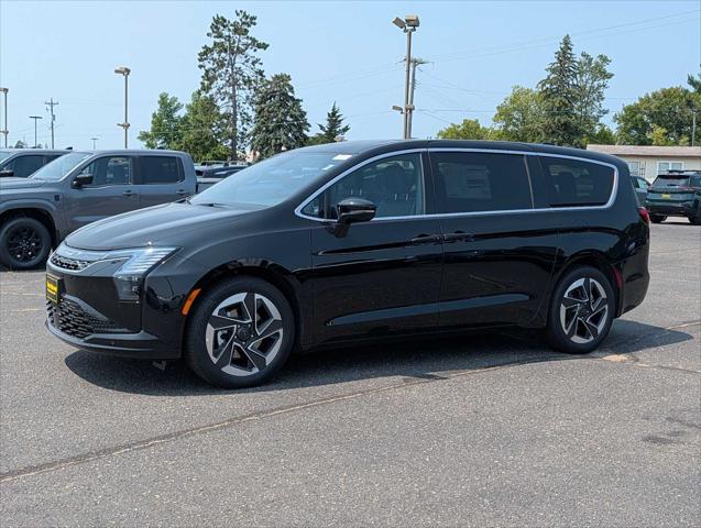 2027 Chrysler Pacifica Limited