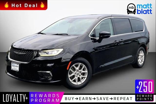 2024 Chrysler Pacifica Touring L for sale in Egg Harbor Township, NJ