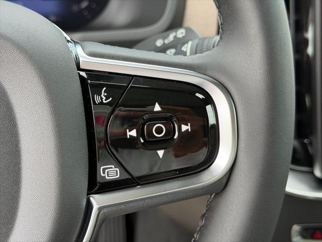 2026 Volvo XC90 Plus, B6 AWD Gas mild hybrid, Gasoline, Bright, 7 Seats