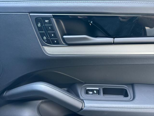 2026 Porsche Cayenne Unknown