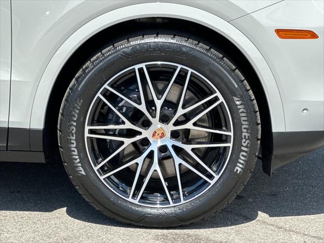 2026 Porsche Cayenne Unknown