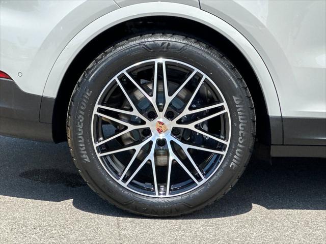 2026 Porsche Cayenne Unknown