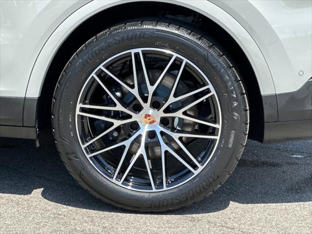 2026 Porsche Cayenne Unknown