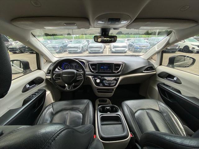 2020 Chrysler Pacifica Touring L