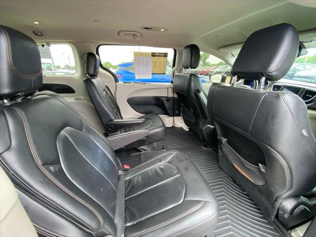 2020 Chrysler Pacifica Touring L
