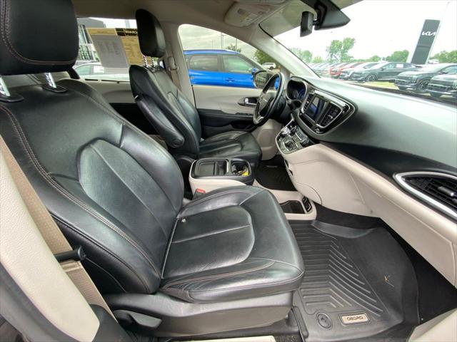 2020 Chrysler Pacifica Touring L