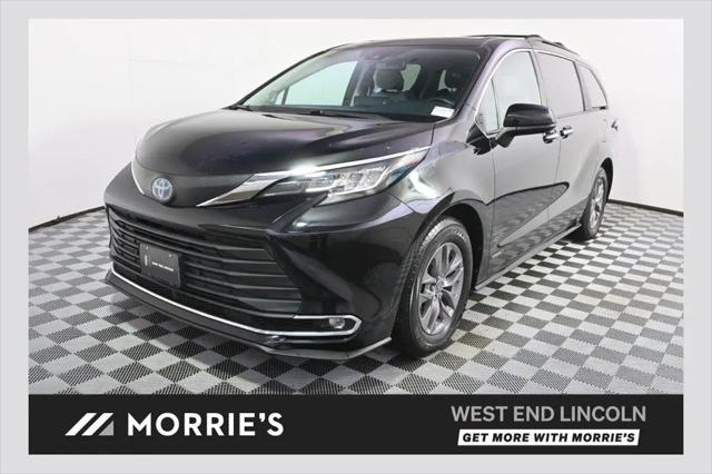 2021 Toyota Sienna XLE for sale in Minneapolis, MN