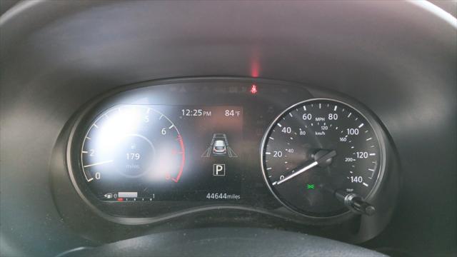 2023 Nissan Kicks SR Xtronic CVT