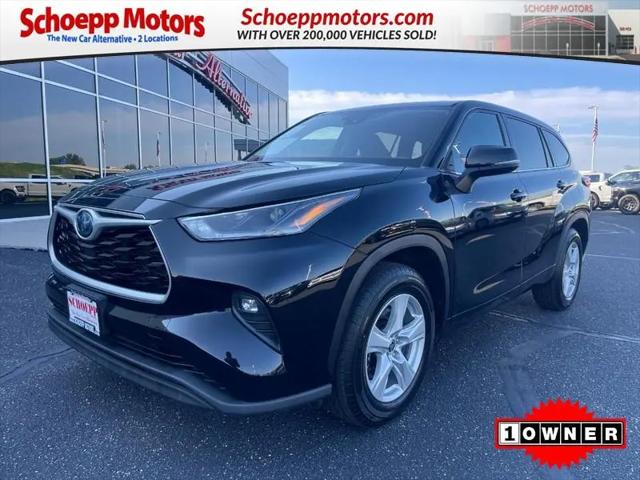 2021 Toyota Highlander Hybrid LE for sale in Middleton, WI