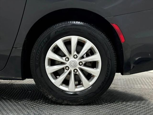 2019 Chrysler Pacifica Touring L