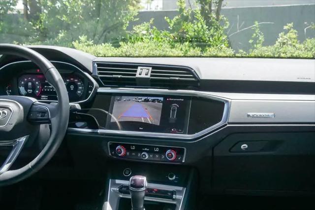 2025 Audi Q3 Premium 45 TFSI S line quattro Tiptronic