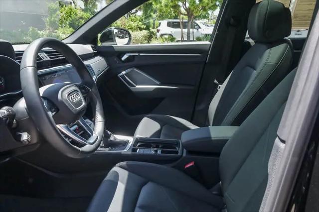 2025 Audi Q3 Premium 45 TFSI S line quattro Tiptronic