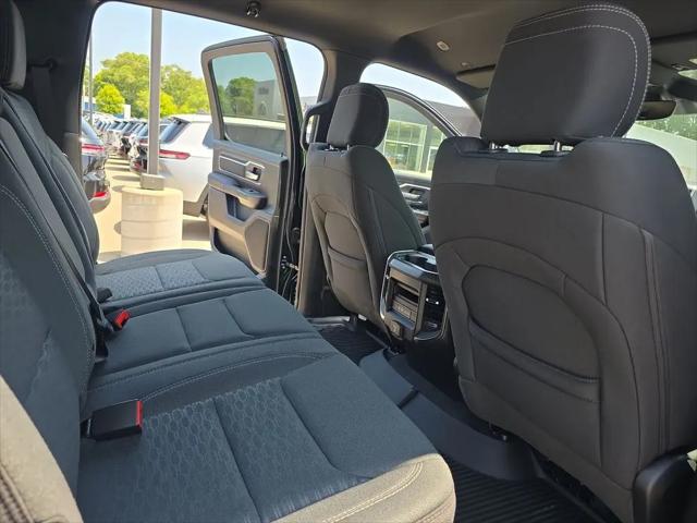 2026 Ram 1500 Big Horn Crew Cab 4x4 5'7" Box