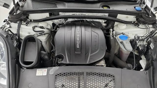 2018 Porsche Macan Macan