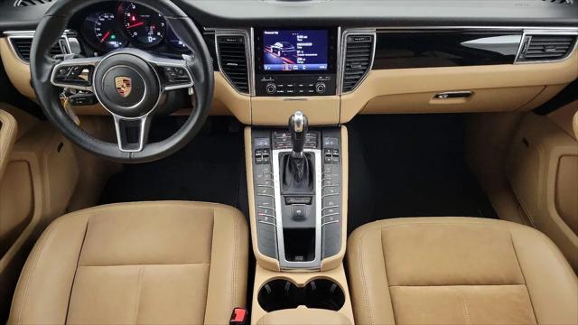 2018 Porsche Macan Macan