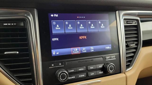 2018 Porsche Macan Macan