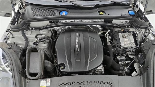 2021 Porsche Macan Macan