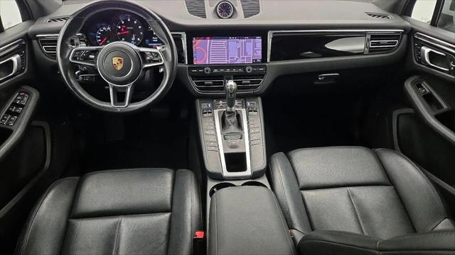 2021 Porsche Macan Macan