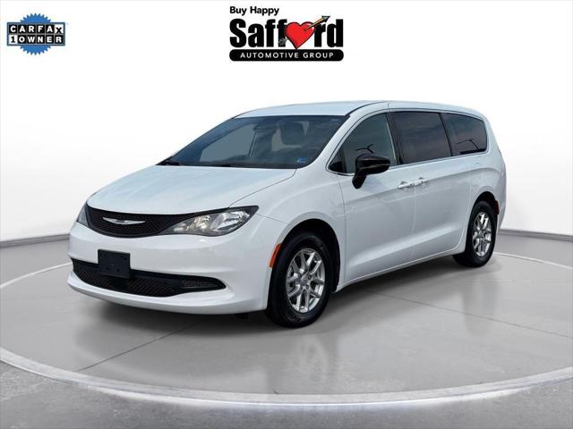 2026 Chrysler Voyager LX