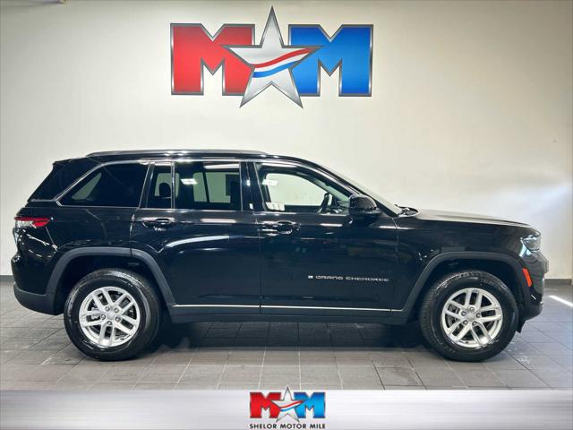 2023 Jeep Grand Cherokee Laredo 4x4