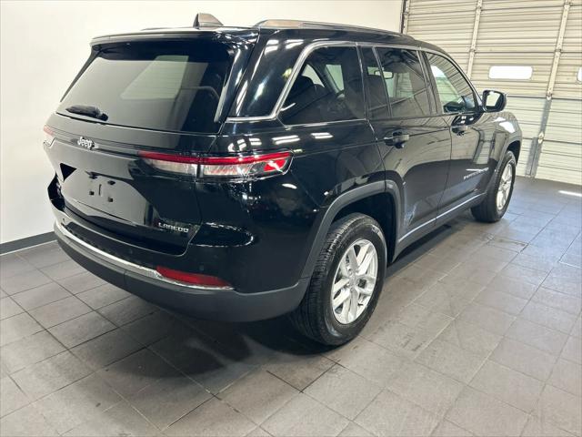 2023 Jeep Grand Cherokee Laredo 4x4