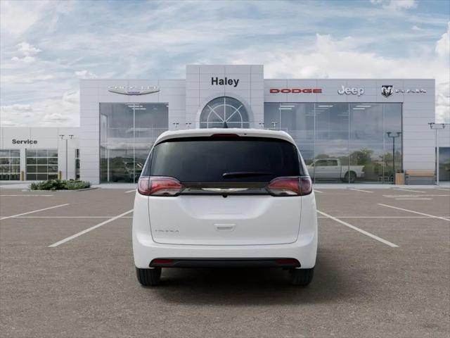 2027 Chrysler Pacifica LX