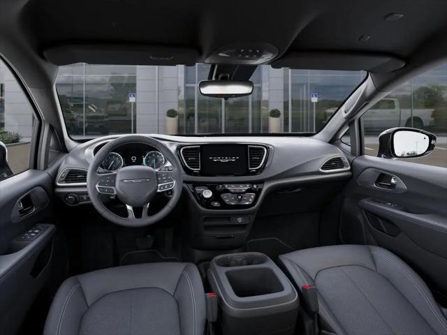 2027 Chrysler Pacifica LX