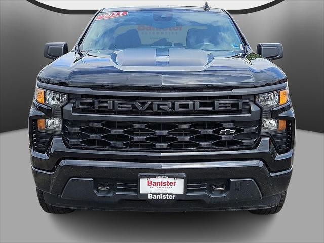 2023 Chevrolet Silverado 1500 4WD Crew Cab Short Bed Custom 2023 Chevrolet Silverado 1500 4WD Crew Cab Short Bed Custom