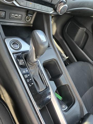 2024 Nissan Sentra SV Xtronic CVT