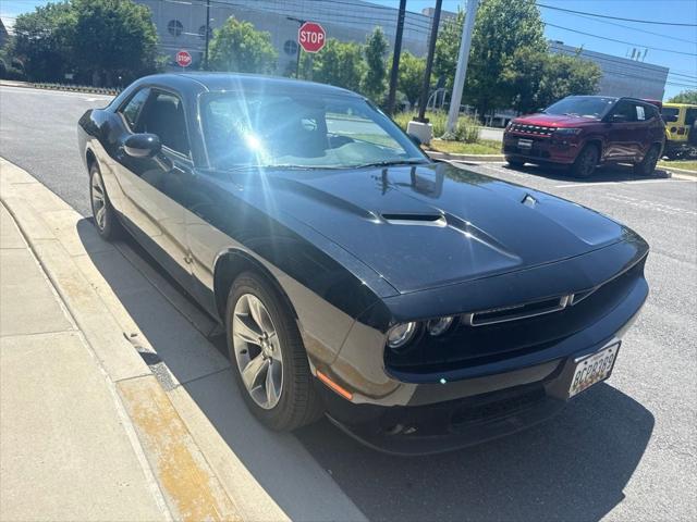 2016 Dodge Challenger SXT
