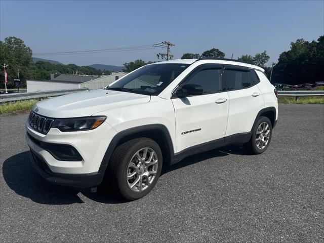 2024 Jeep Compass Latitude Lux FWD 2024 Jeep Compass Latitude Lux FWD