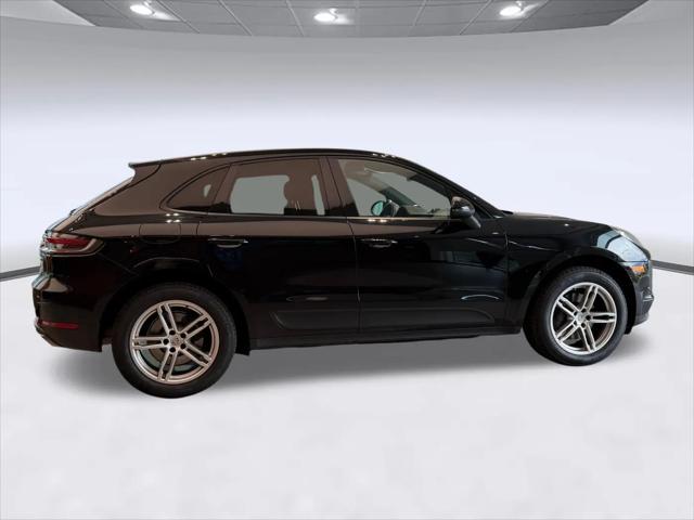 2020 Porsche Macan Macan