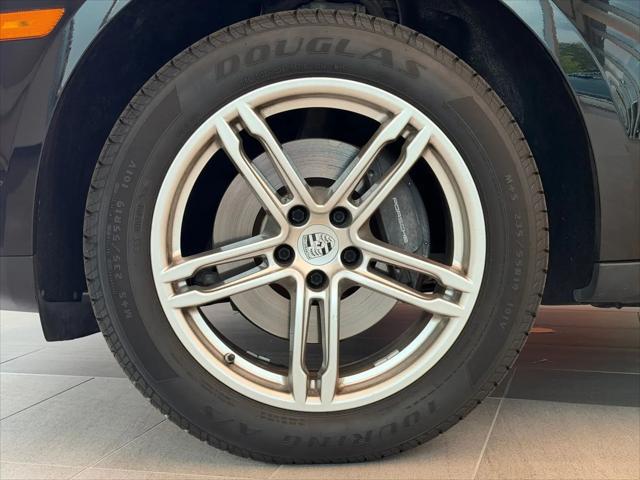 2020 Porsche Macan Macan