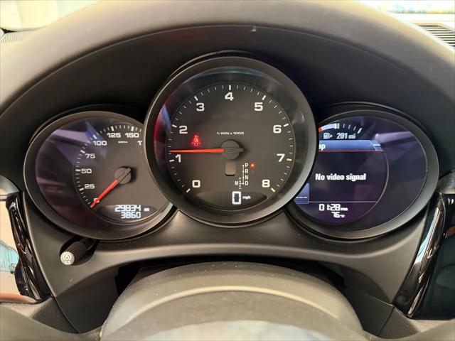 2020 Porsche Macan Macan
