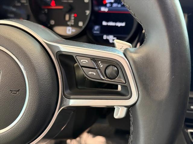 2020 Porsche Macan Macan