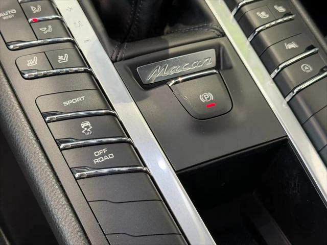2020 Porsche Macan Macan