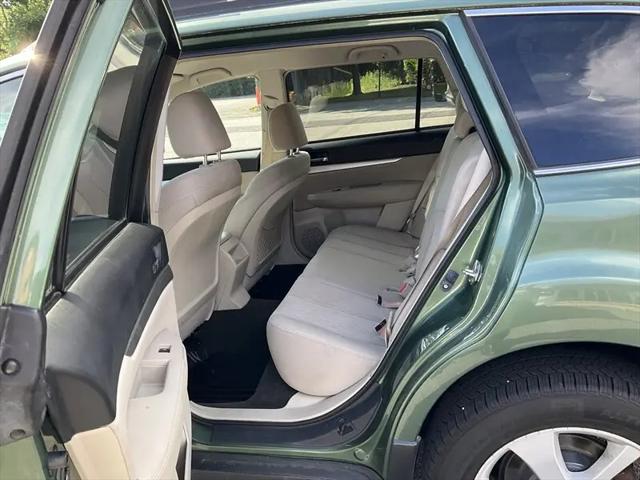 2013 Subaru Outback 2.5i Premium
