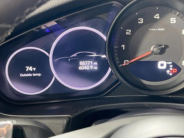 2022 Porsche Panamera 4 Platinum Edition