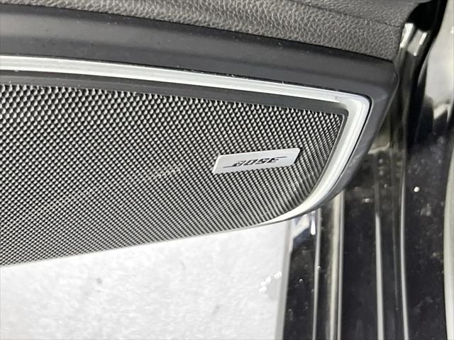 2022 Porsche Panamera 4 Platinum Edition