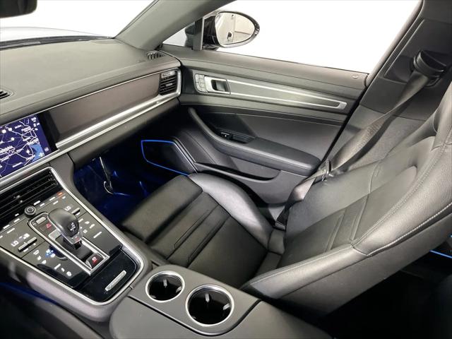 2022 Porsche Panamera 4 Platinum Edition