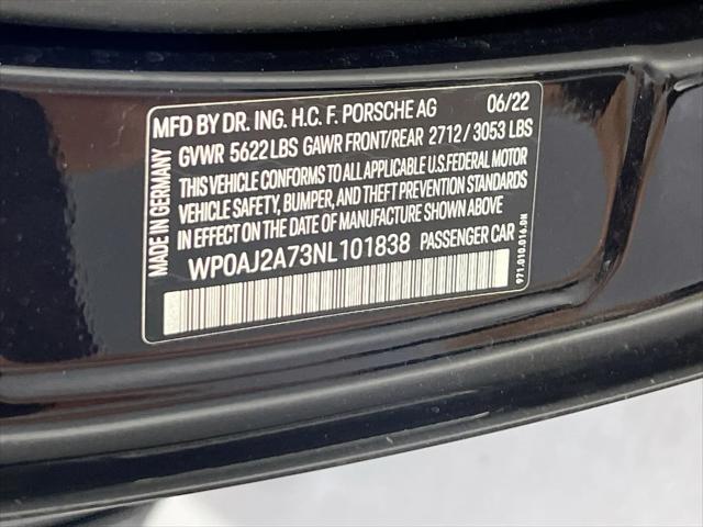 2022 Porsche Panamera 4 Platinum Edition