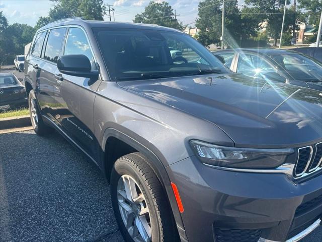 2021 Jeep Grand Cherokee L Laredo 4x4