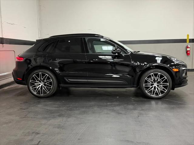 2023 Porsche Macan Macan