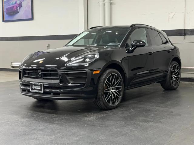 2023 Porsche Macan Macan
